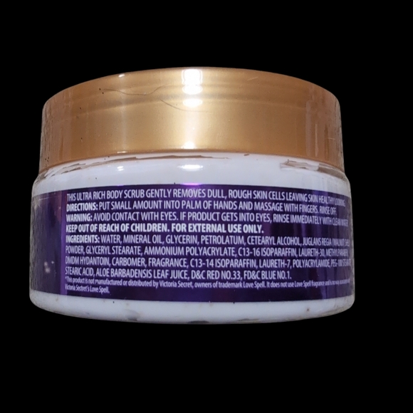 Spa Luxury; Love Struck body scrub - Picture 3 of 3